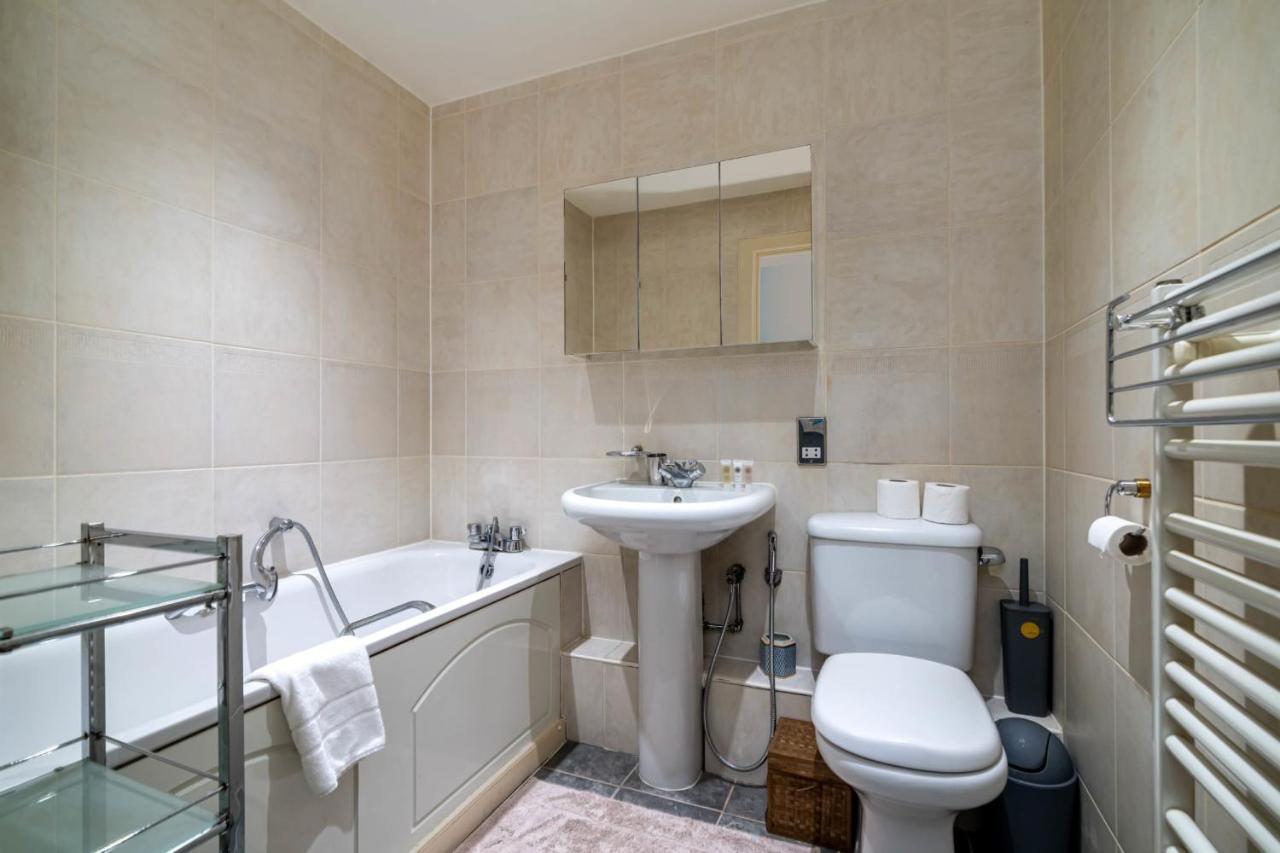 Guestready Superb Central Overlooking River Thames London Bagian luar foto