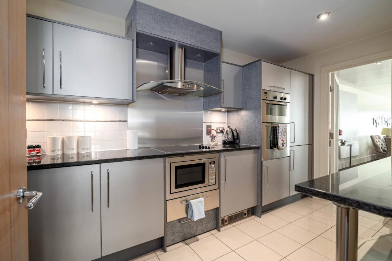 Guestready Superb Central Overlooking River Thames London Bagian luar foto