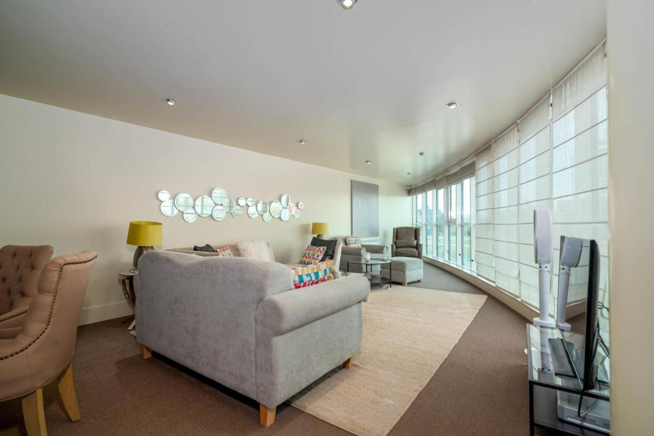 Guestready Superb Central Overlooking River Thames London Bagian luar foto